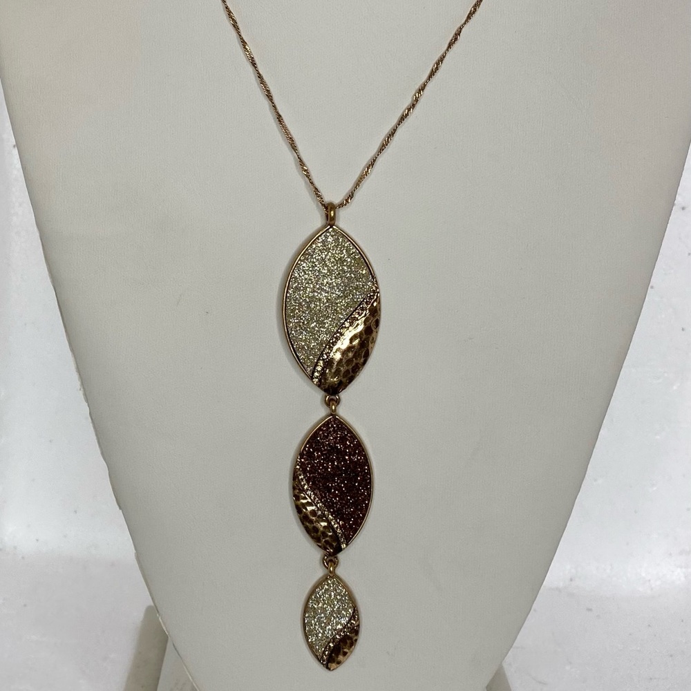 Amazing 24 inch earth tone eyes catching necklace